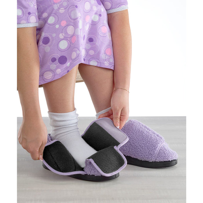 Silverts Women's Extra Wide Non-Slip Easy Closure Diabetic Shoes