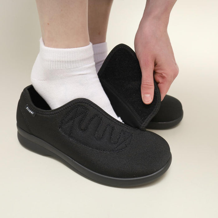 Propet Footwear Cush N Foot Women's Recovery Slipper Diabetic and Orthotic Friendly